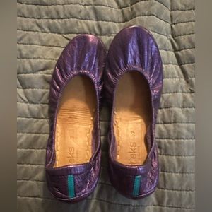 Custom “purple rain” size 7 Tieks